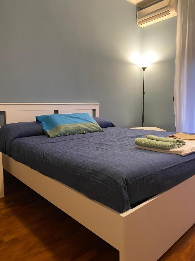 Casa Vacanze Eden Aci Castello Eksteriør billede